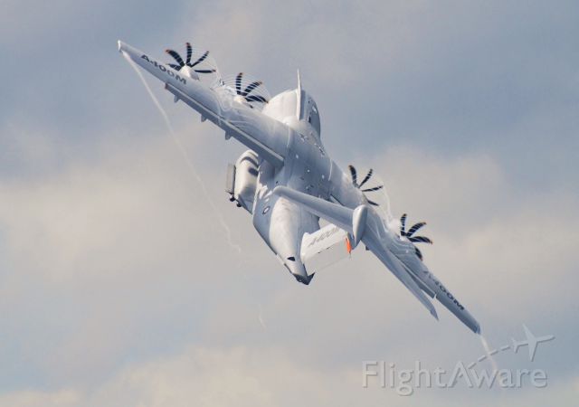 AIRBUS A-400M Atlas (A400M) - Damp Take off