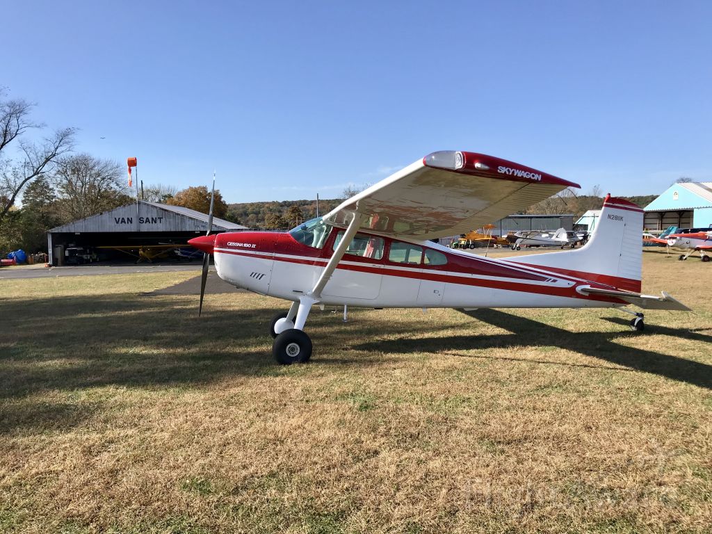 Cessna Skywagon 180 (N2811K)