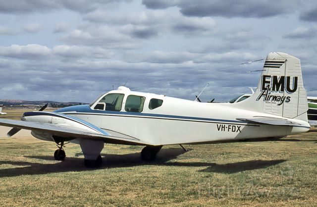 Beechcraft Travel Air (VH-FDX) - EMU AIRWAYS - BEECH B95 TRAVEL AIR - REG VH-FDX (CN TD-411) - PARAFIELD AIRPORT ADELAIDE SA. AUSTRALIA - YPPF 16/4 1983)