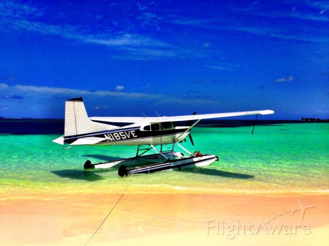 Cessna Skywagon (N185VE) - N185VE BAHAMAS TAKEN BY JKIRWIN EDIT BY TBONE73