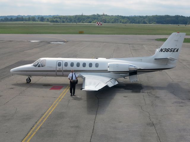 Cessna Citation V (N365EA) - This Citation V has 2 + 9 passenger seats and is available for charter in the NY metro area KDXR-KHPN-KTEB-KBDR through CFM Corporate Flight Management a rel=nofollow href=http://www.flycfm.comwww.flycfm.com/a