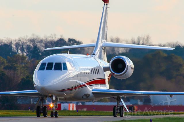 Dassault Falcon 2000 (N1925) - Questions about this photo can be sent to Info@FlewShots.com