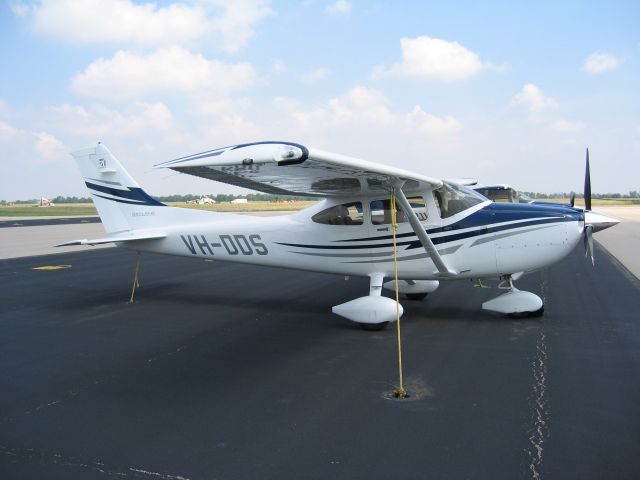 Cessna Skylane (VH-DDS) - Straight out of the box!!