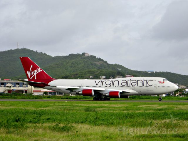 Boeing 747-400 (G-VROM)