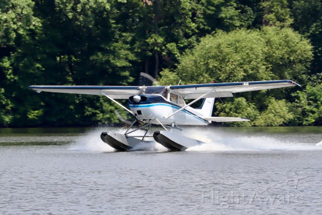Cessna Skyhawk (N78424)