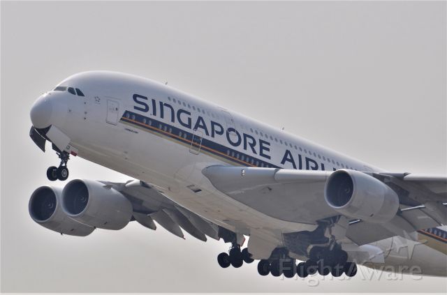 Airbus A380-800 (9V-SKD)
