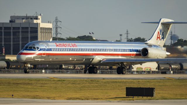 McDonnell Douglas MD-80 (N972TW) - Departing 4br /8/4/17