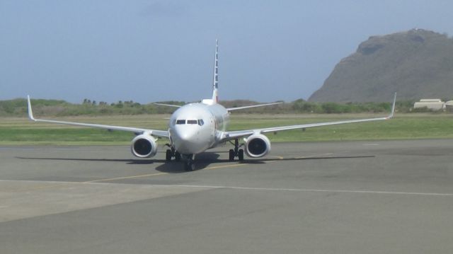 Boeing 737-800 (N942AN)