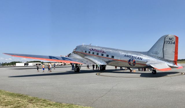 Douglas DC-3 (NC17334) - Flagship Detroit 