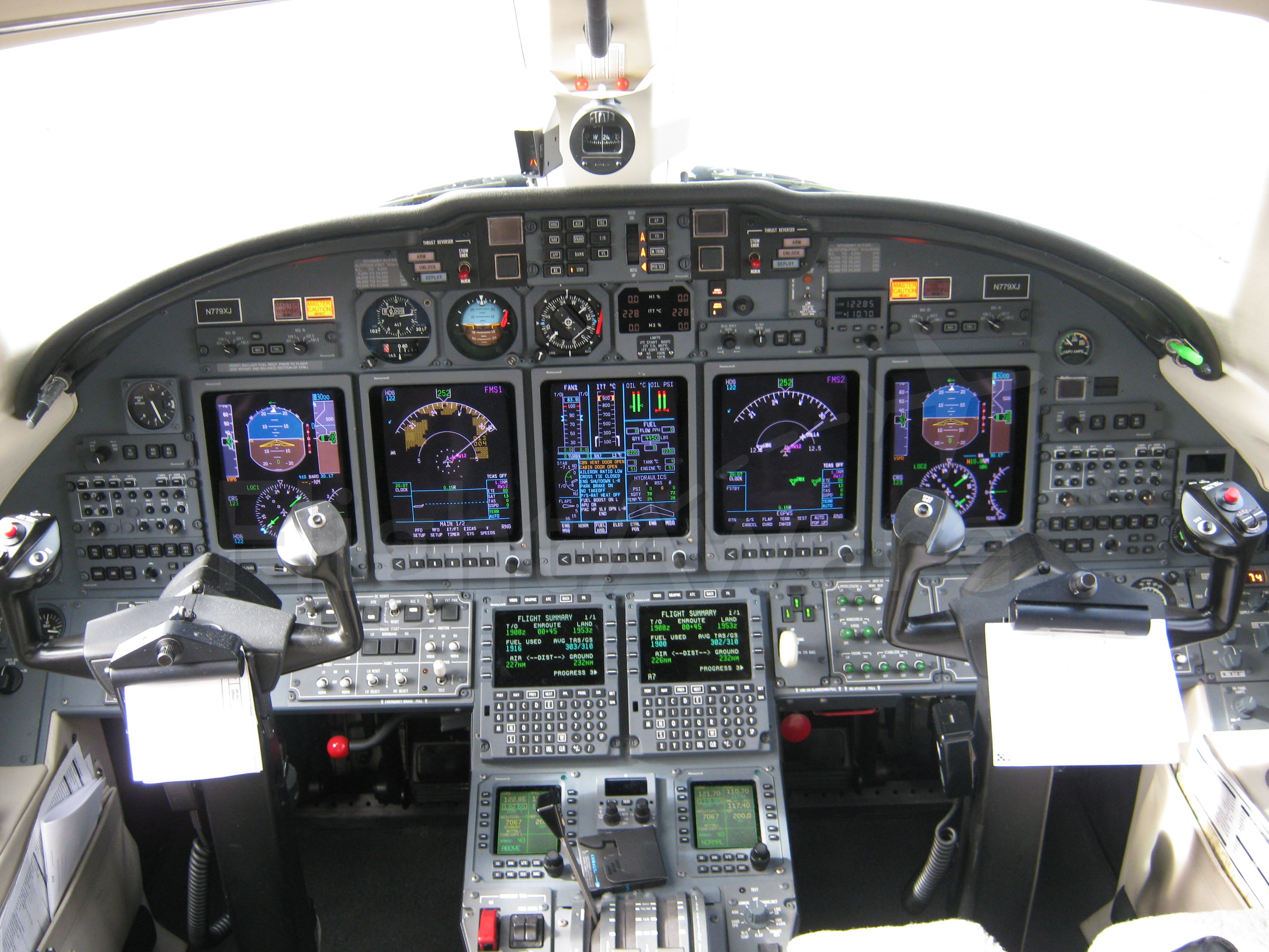 Cessna Citation X (N779XJ) - Citation-X
