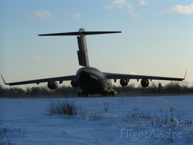 R30603 — - Cold day -25 plus C-17 jetblast!
