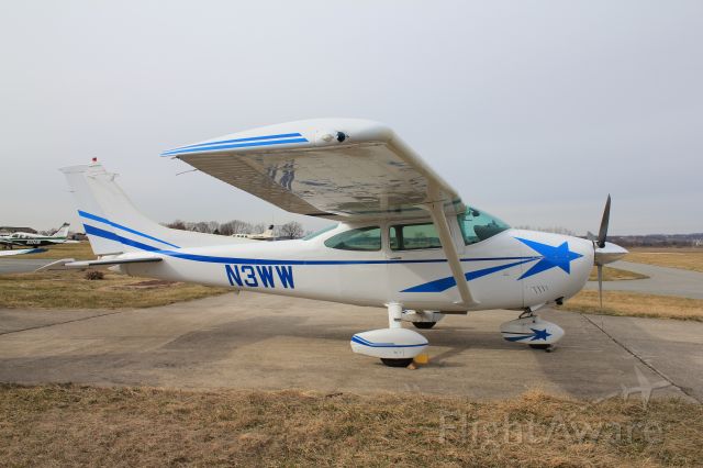 Cessna Skylane (N3WW)