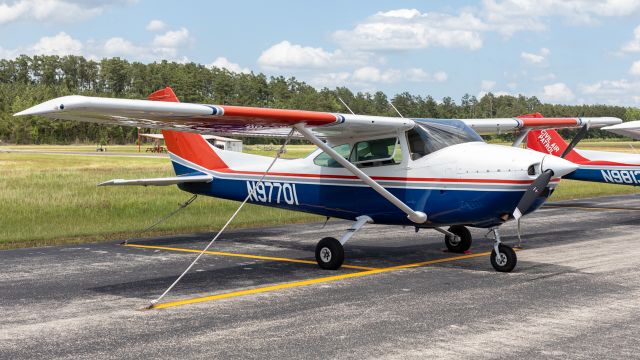 Cessna Skylane (N97701)