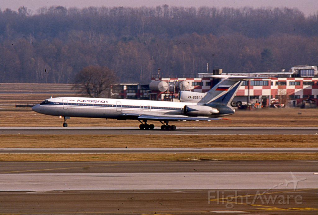 Tupolev Tu-154 (RA-85643) - Tupolev 154M