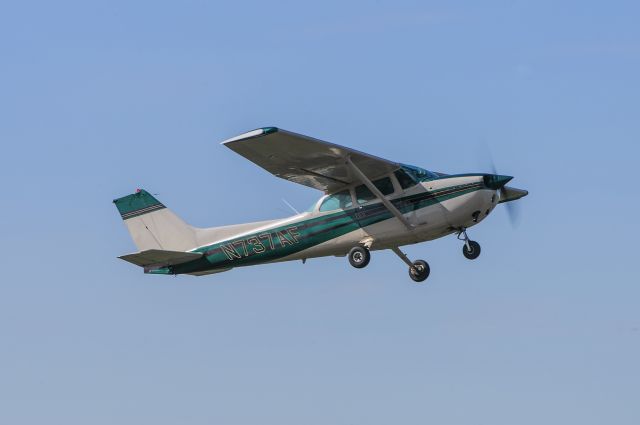 Cessna Skyhawk (N737AF)