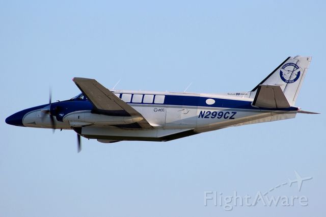 Beechcraft Airliner (N299CZ) - Photo by Chris Jacobs