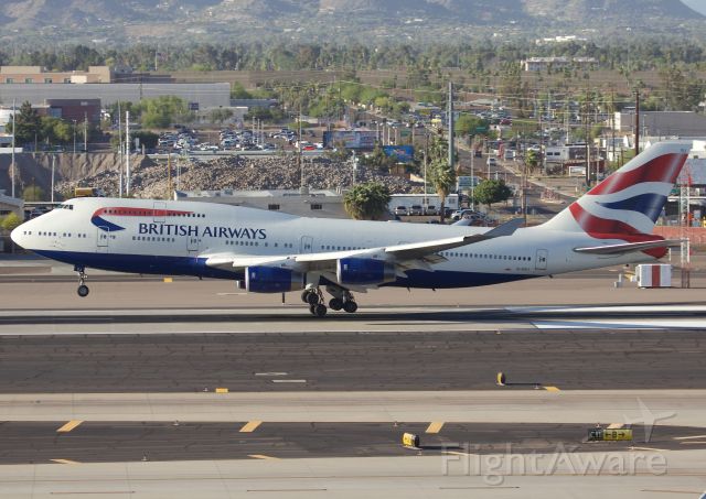Boeing 747-400 (G-CIVJ) - The Queen arrives at Sky Harbor (Please view in "Full" for best image quality)