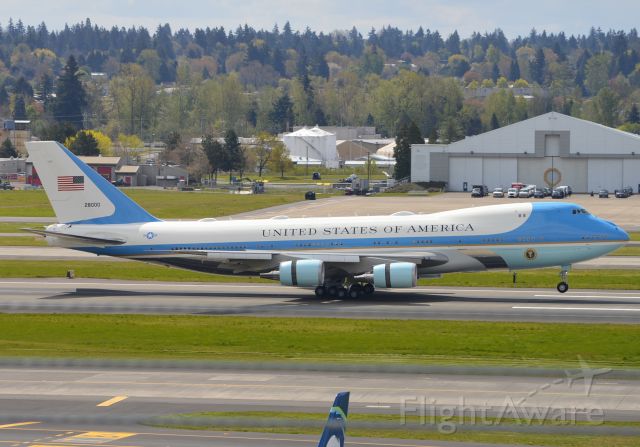 Boeing 747-200 (82-8000) - Air Force One arriving on 28L from Joint Base Andrews with President Biden on board for a three-hour visit to Portland, his first visit to Oregon since becoming POTUS. On a personal note, I was quite thrilled to finally see this iconic aircraft in-person!