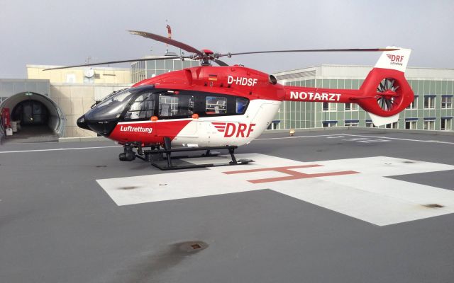 Eurocopter EC-635 (D-HDSF) - EC - H145 , rescue helicopter -(DRF)br /misses cross ,br /first landing on new roof base hospital Munich 