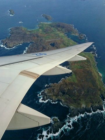 Embraer ERJ-190 (PR-ZIQ) - Inisbofin island taken while on board embraer's erj-195-e2 profit hunter pr-ziq demo tour off the west coast of Ireland 8/11/19.