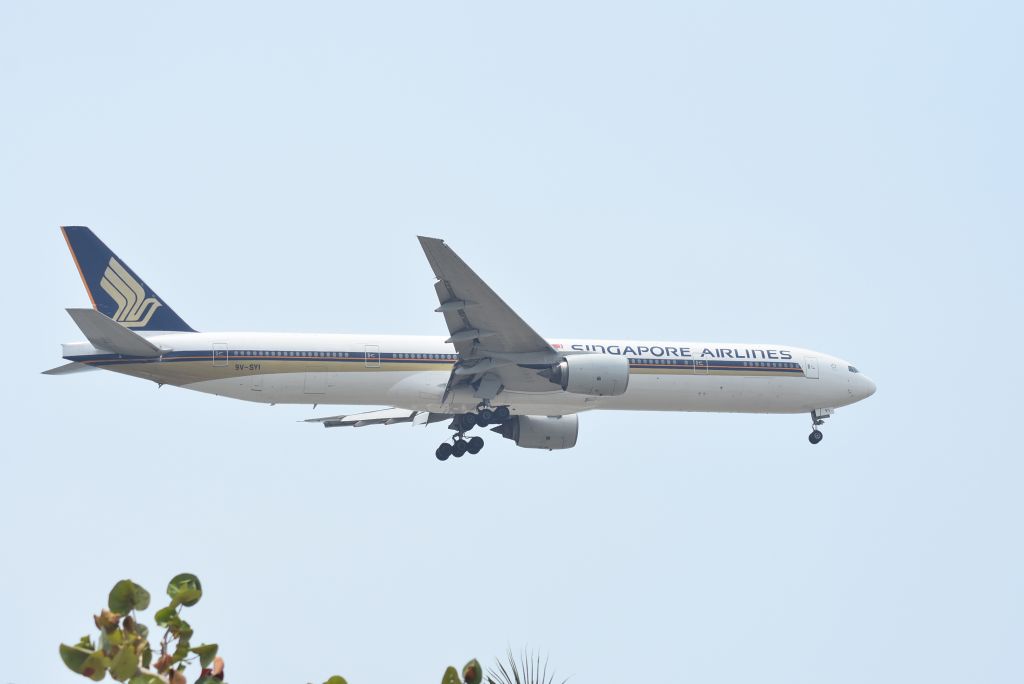 Boeing 777-200 (9V-SYI) - Arrival, Singapore Airlines, RWY20R, Changi. Singapore. 8 Sep 2019 