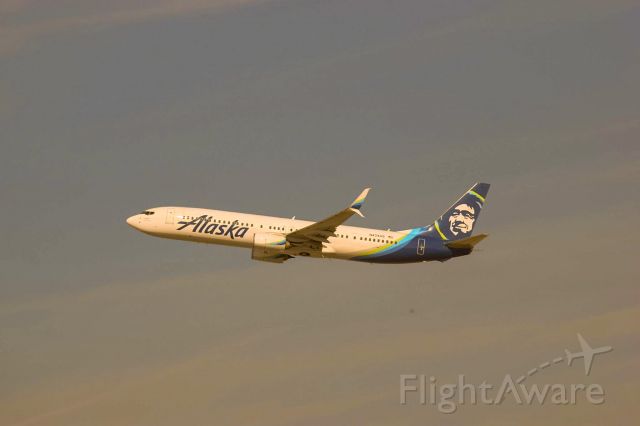 N434AS — - The first time I ever saw alaska's new colors climbing out of lax  on 8/30/19