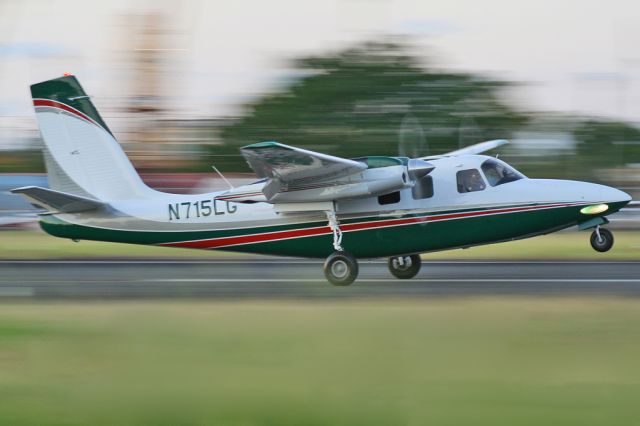 Aero Commander 500 (N715LG) - Félix Bahamonde - PR Planespotters
