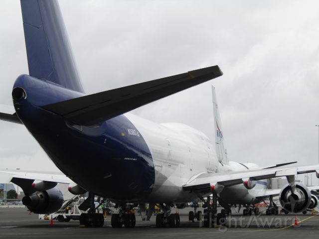 Boeing 747-400 (N356KD)