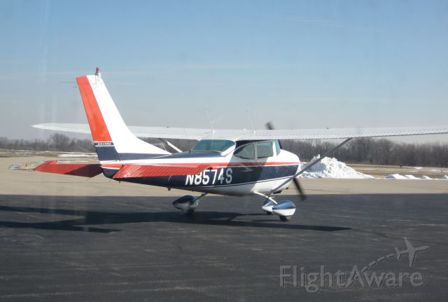 Cessna Skylane (N8574S)