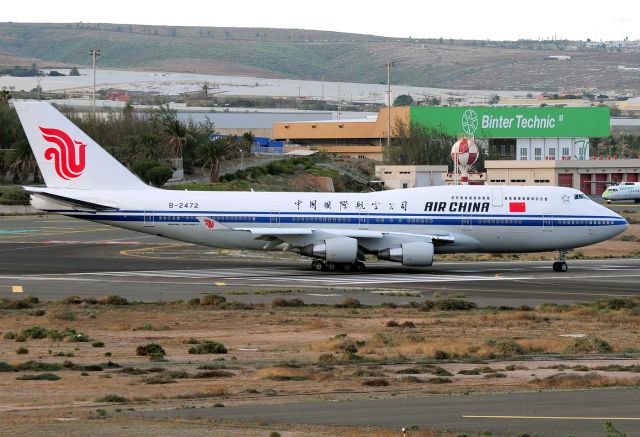 Boeing 747-400 (B-2472) - Visit to Gran Canaria of the President of China.