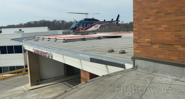 Bell JetRanger (N334AE) - Just landed at Freeman West hospital in Joplin Missouri 