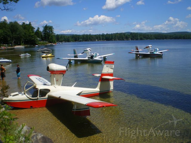 N6595K — - At a splash-in lunch at Lake Wentworth, New Hampshire July 2015
