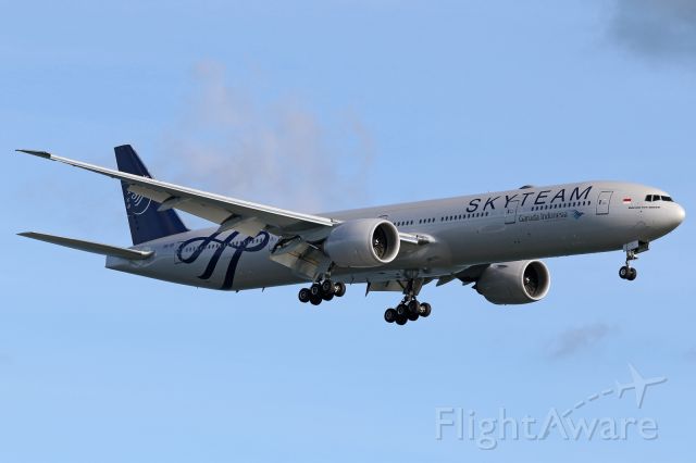 BOEING 777-300 (PK-GII) - "SkyTeam" livery