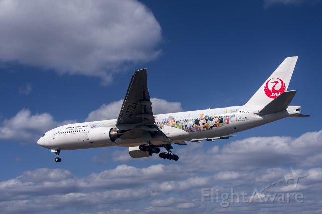 Boeing 777-200 (JA772J) - JAL special paint celebrating the 30th anniversary of Tokyo Disney Resort "JAL Happiness Express".