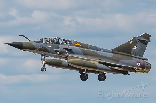 DASSAULT-BREGUET Mirage 2000 (N125CL)