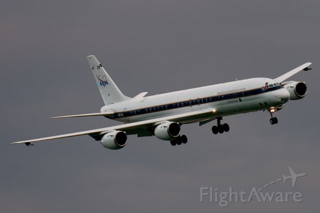 — — - NASA DC-8 Flying Lab bank to land KPMD