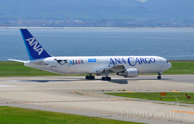 BOEING 767-300 (JA8362) - Airline: All Nippon Airways (NH/ANA); Airport: Kansai International Airport (KIX/RJBB); Camera: Nikon D7000; Date: 4 July 2012