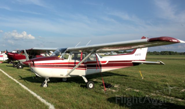 Cessna Skyhawk (N767CD)
