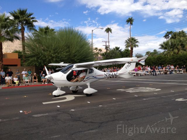 FLIGHT DESIGN CT (N764AC) - AOPA Parade of Planes - Palm Springs