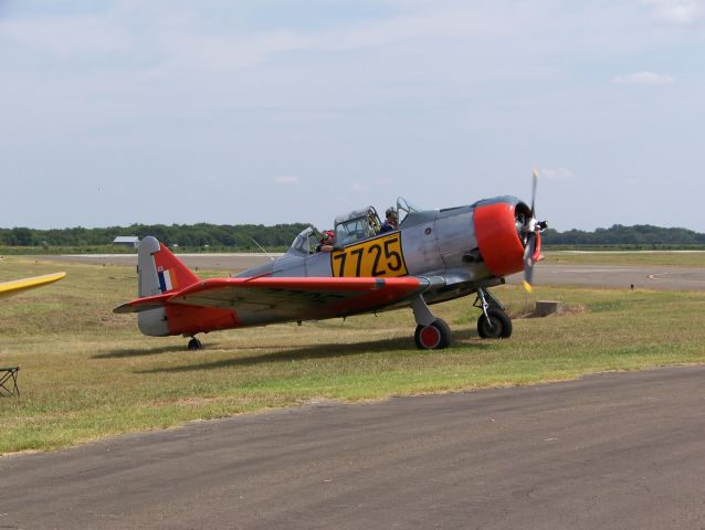 N725SG — - This former South African Air Force T-6 trainer now belongs to the Flight of the Phoenix museum in Gilmer, Texas
