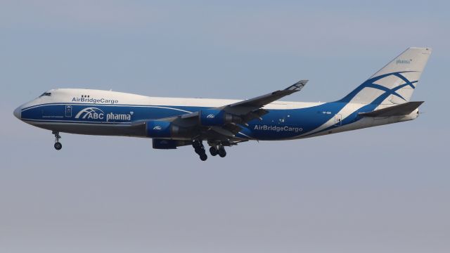 Boeing 747-400 (VP-BIM)