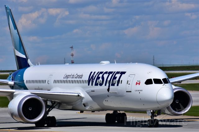 Boeing 787-9 Dreamliner (C-GUDH) - WestJet Boeing 787-9 Dreamliner arriving at YYC on June 16.