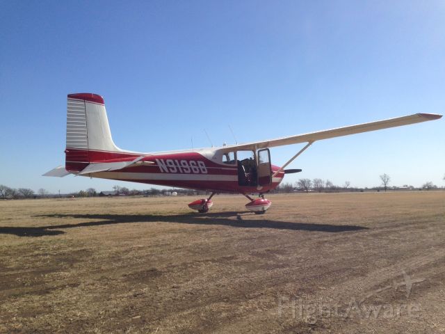 Cessna Skyhawk (N9196B)