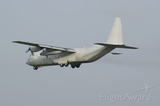 Lockheed C-130 Hercules (P4-LAC)