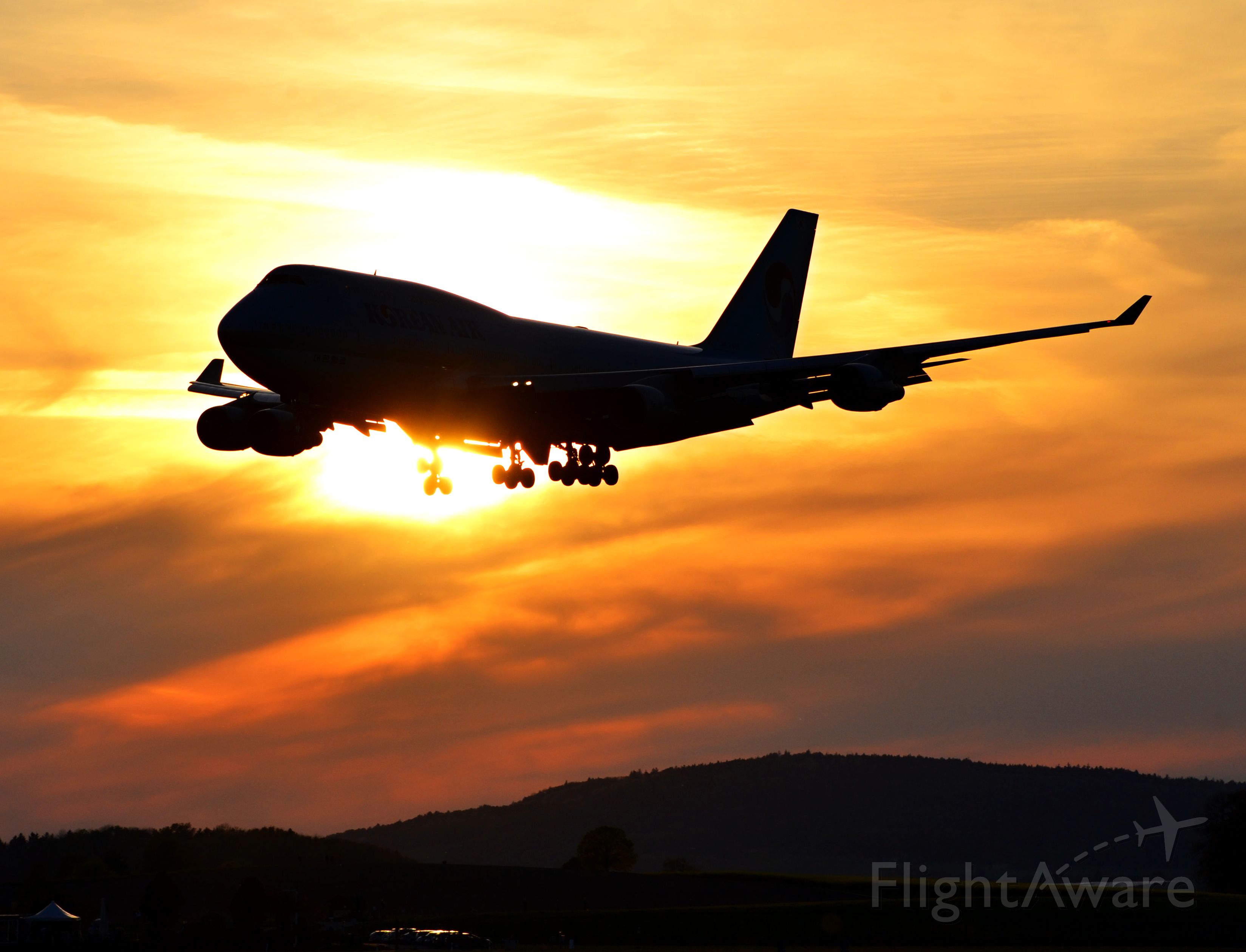 Boeing 747-400 (HL7498) - B747 passing in front of the sun - Im also in Instagram: @zuerichplanes