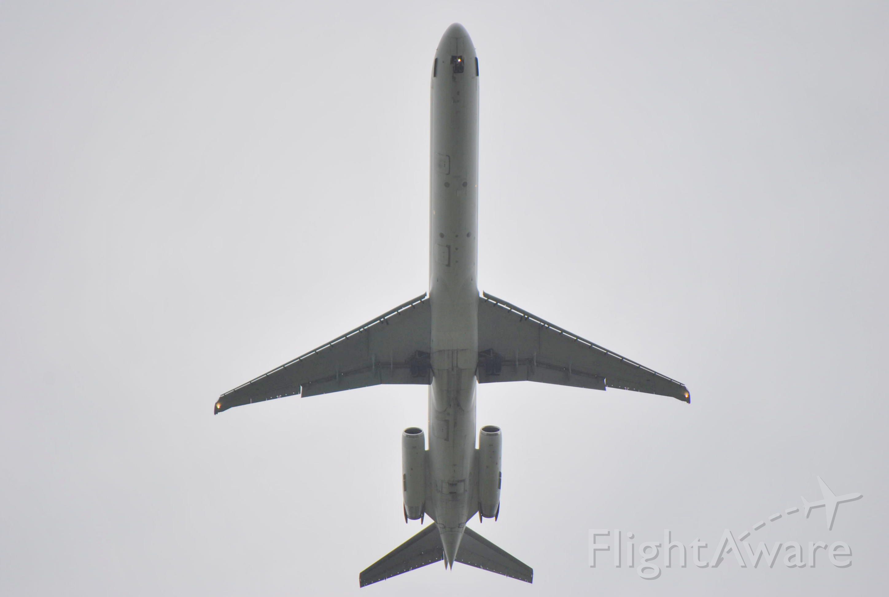 McDonnell Douglas MD-83 (N836NK) - Falcon Air Express MD83 on 4 mile final to Rwy 27 KLAL 04/27/2015 @ 15:44.  Uncommon traffic for KLAL (post Sun N Fun).