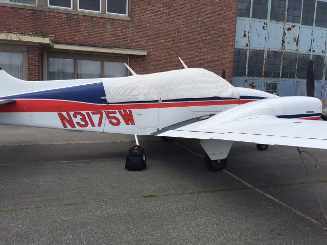 Beechcraft 55 Baron (N3175W) - Getting Ready to leave for her new home.