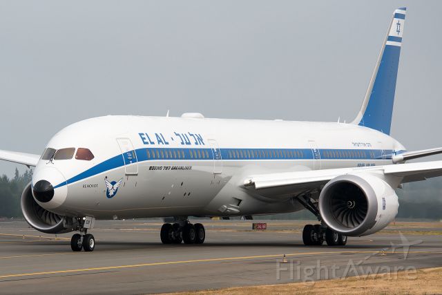 Boeing 787-9 Dreamliner (4X-EDF) - ELAL's Retro livery leaving Paine Field on their delivery flight to Israel. 