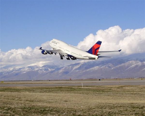 Boeing 747-400 —