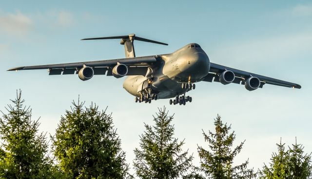 Lockheed C-5 Galaxy (60024) - This C5M Super Galaxy low and slow on the approach to runway 15 at London, Ontario for inclusion in the static display for Airshow London 2019